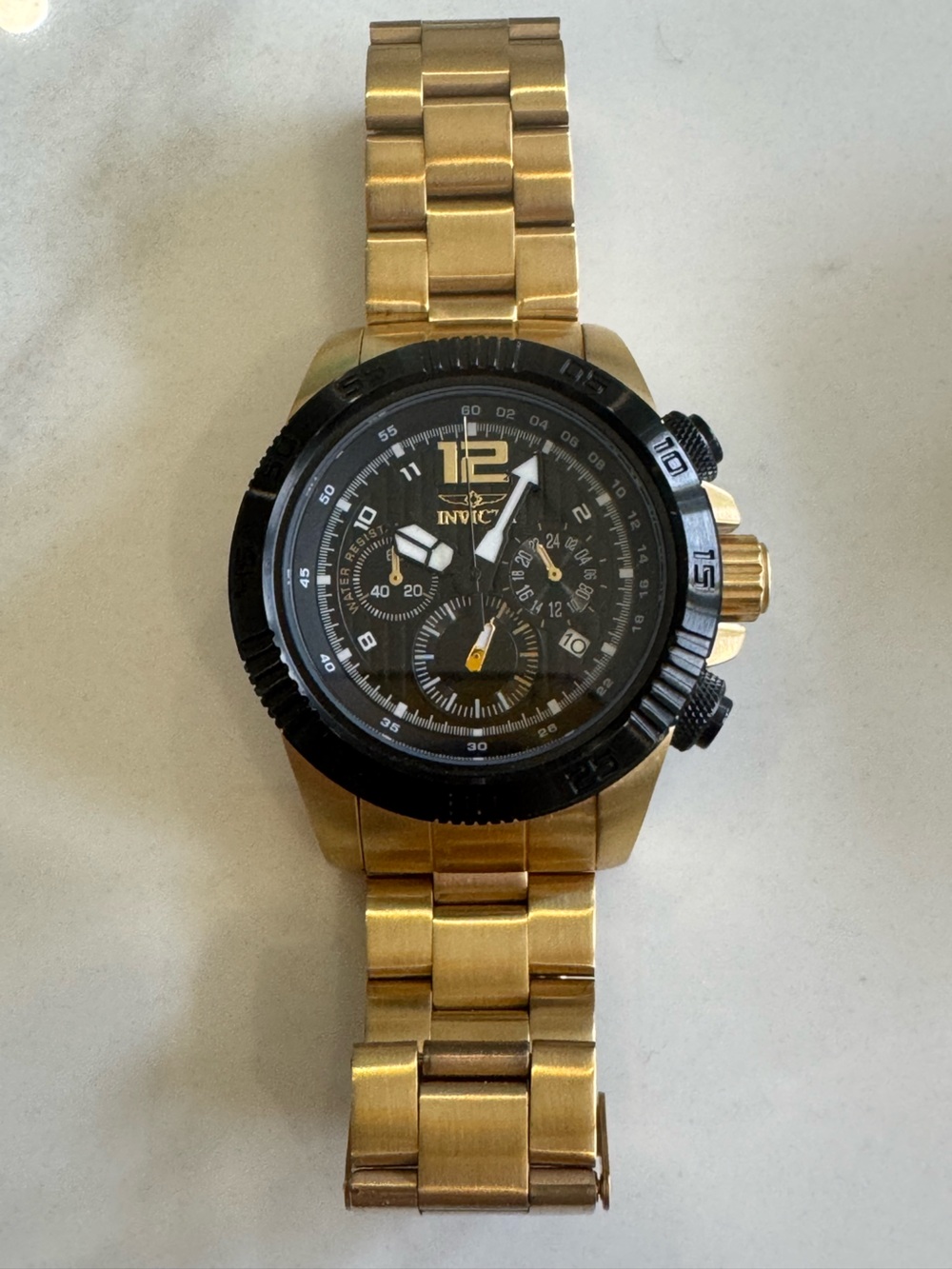 Invicta Speedway Model 15896 men’s watch